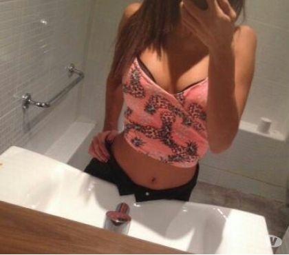 Belle jeune femme veut un peu de piment dans sa vie
